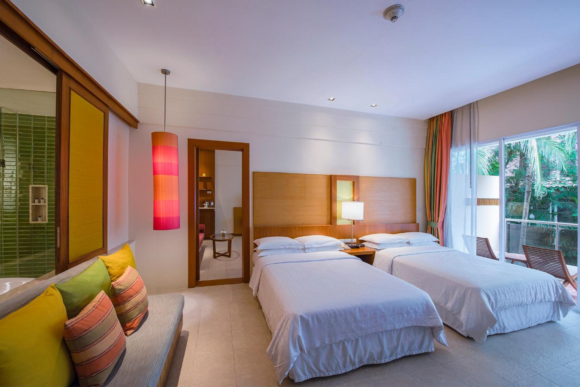 Two-Bedroom Corner Suite Resort View